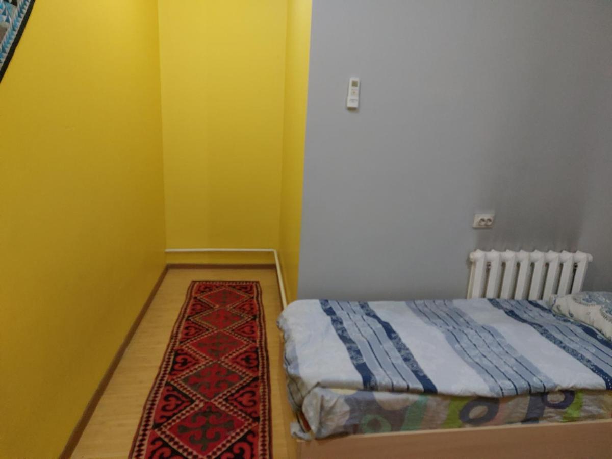 Konok Center Osh Hotel Luaran gambar
